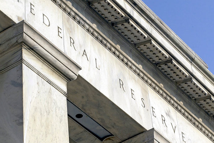 调查：美联储将在今年第一季度两次加息 25 个基点