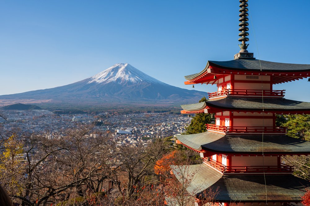 日本失去20年，责任究竟在美方，还是自己作死？