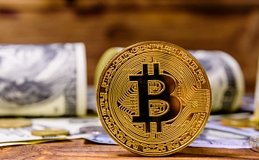 震惊 比特币跌破61000、以太坊失守3000 美元 近10 万人爆仓