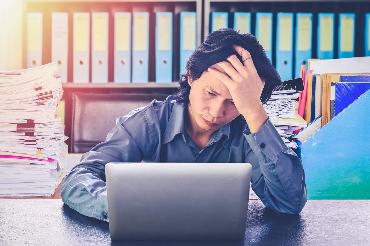 百亿估值的新消费品牌，撑不起一个IPO