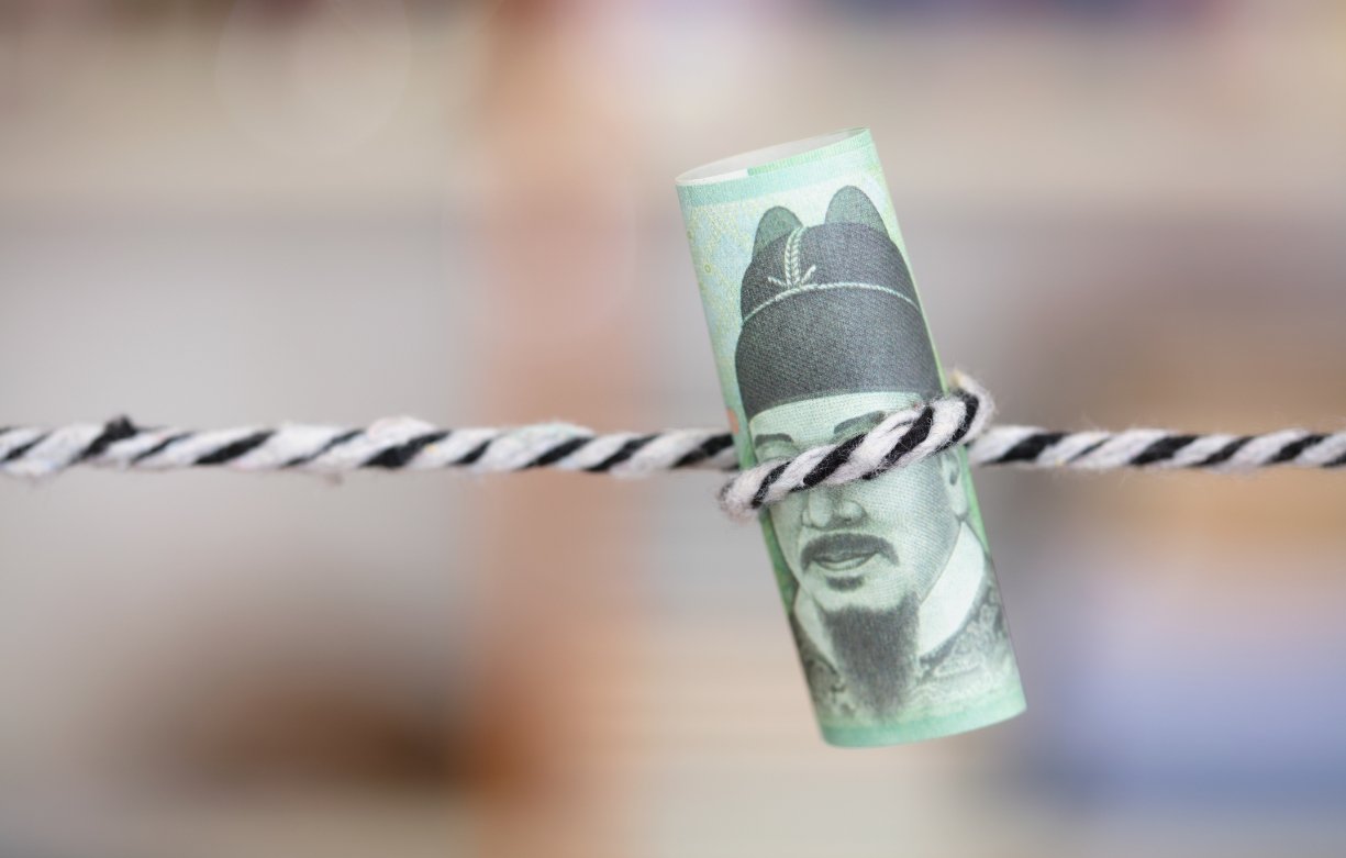 尹锡悦遭联合弹劾，韩股风声鹤唳，A股炒玄学闻风涨停！