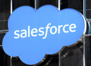 Salesforce发布强劲财报并引领AI变革，股价上涨10%，预示未来增长潜力