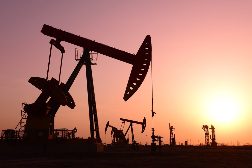 EIA下调明年油价格预期，美国原油净进口将大降20%！