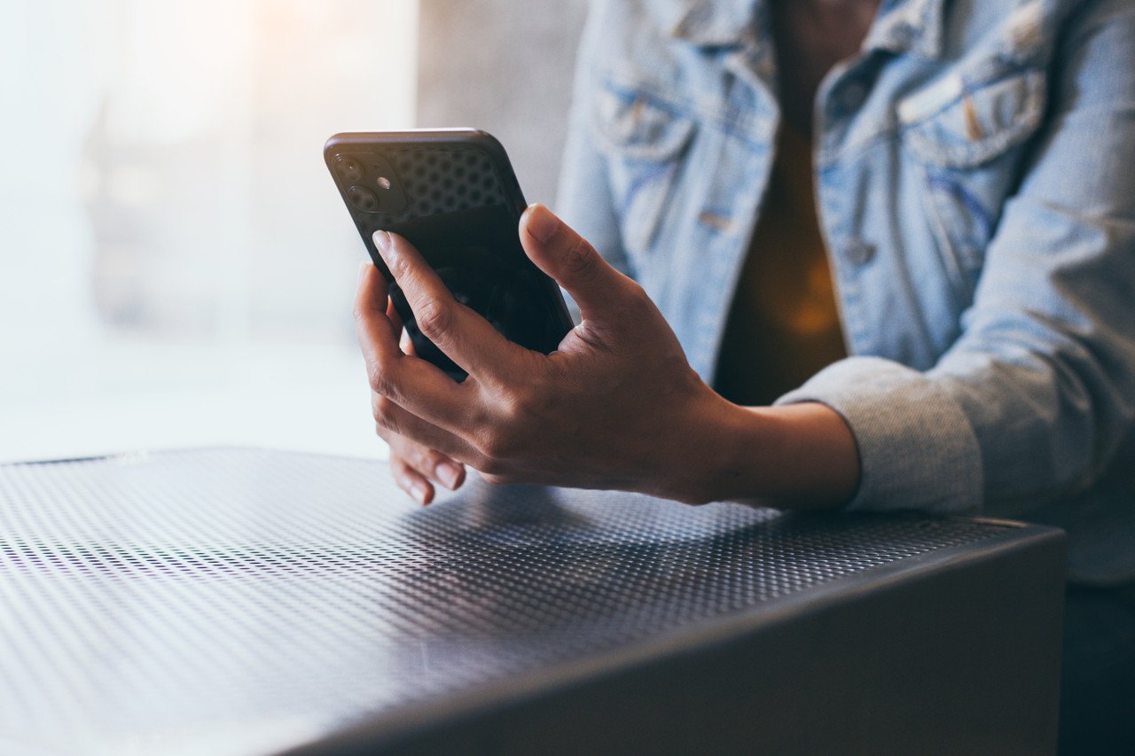 股价涨超247%！钧崴电子创业板上市，总市值超96亿元