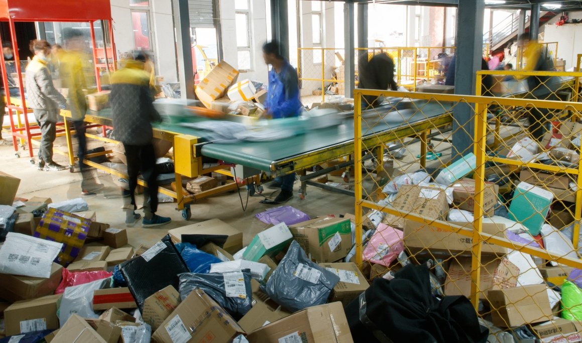 曾经的快递“利润之王”，卷不动了