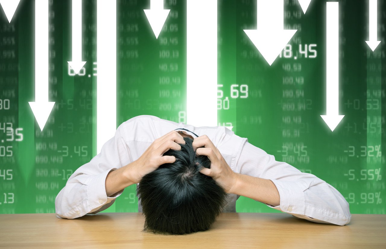 狂泻30%！新东方遭遇“业绩杀”，失去董宇辉后的东方甄选半年亏损近亿