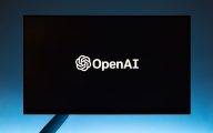 华尔街日报：天哪，有人从OpenAI 偷了东西吗？