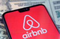 Airbnb受国际旅行需求推动，Q4营收增长11.8%，但Q1增速放缓
