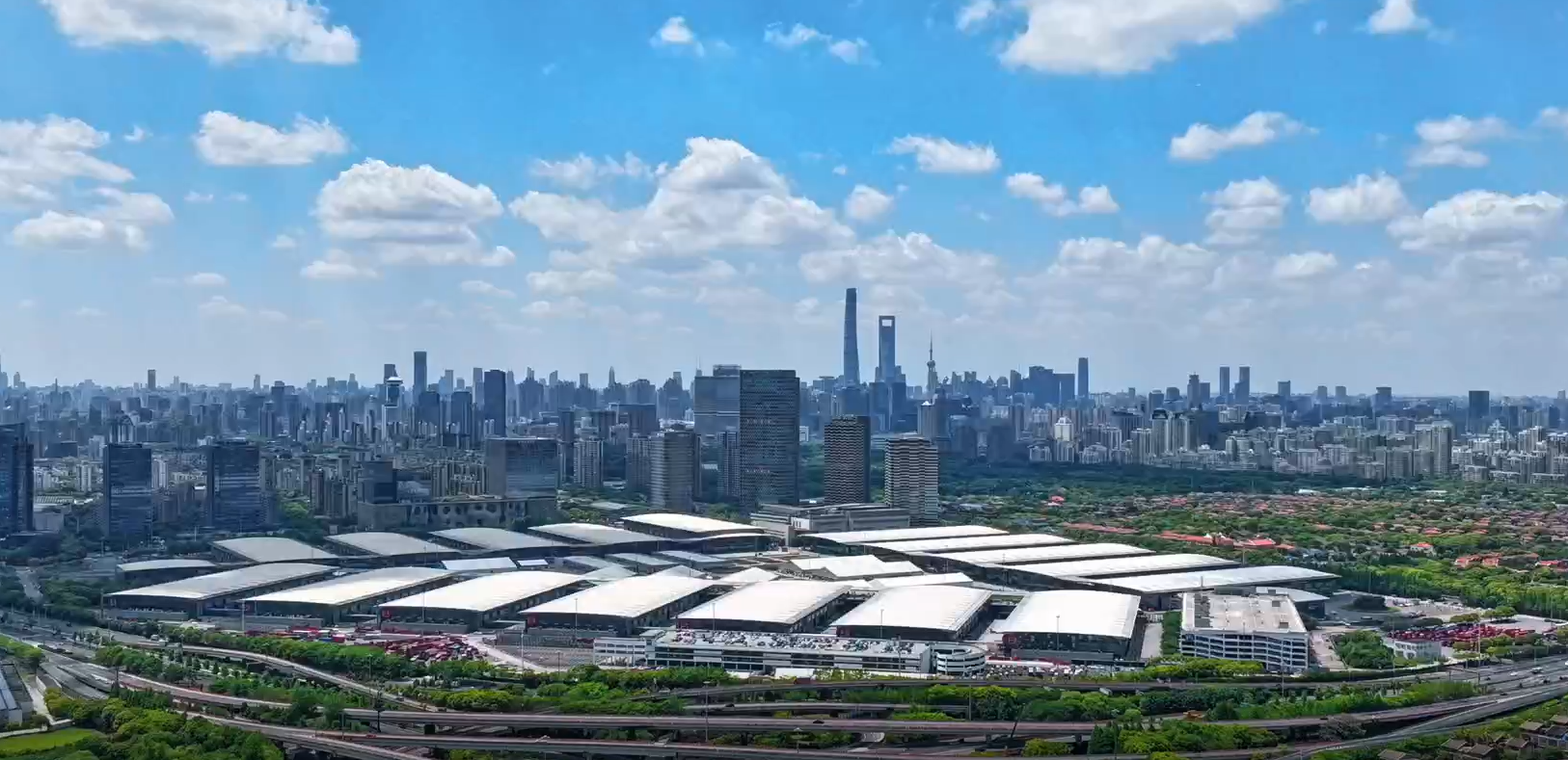 130+展会、700万+客商，上海新国际博览中心“热力值满满”背后的数字护航者