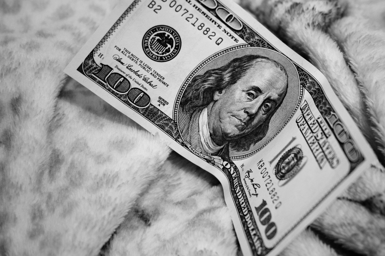 衰退担忧正在升温，美联储褐皮书频频提及“关税”！