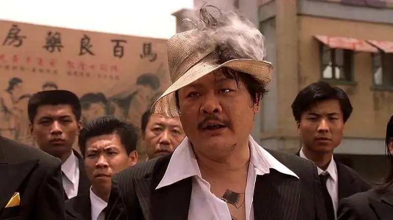 “连板神话”陨落，人气大牛股跌停两日！泛科技中期仍是主线？