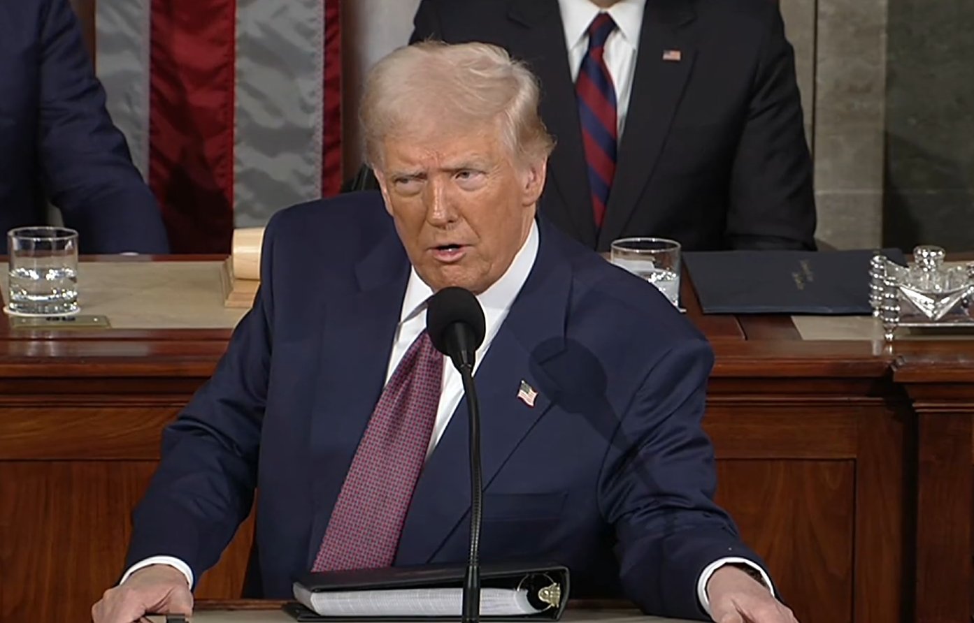 特朗普暴击全球贸易，东南亚成“重灾区”，苹果概念已溃不成军！