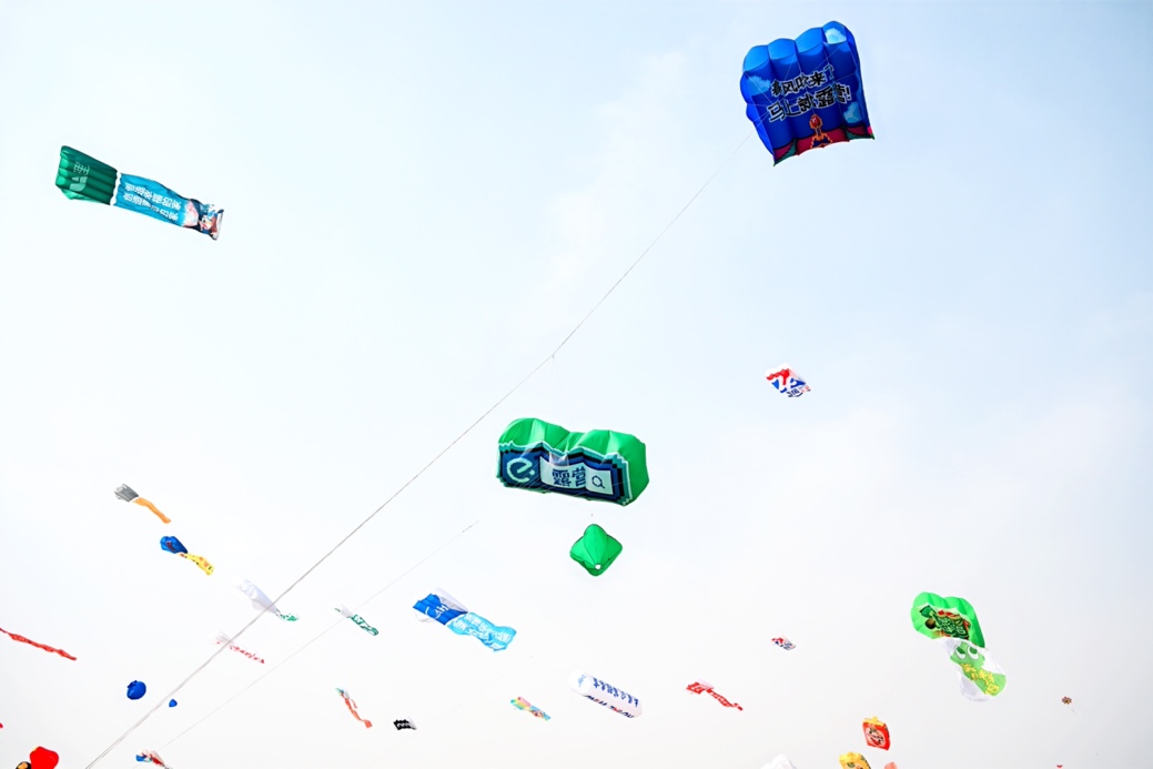 饿了么上“踏青”搜索量涨30倍，外卖新场景拉动服饰等多品牌生意增长