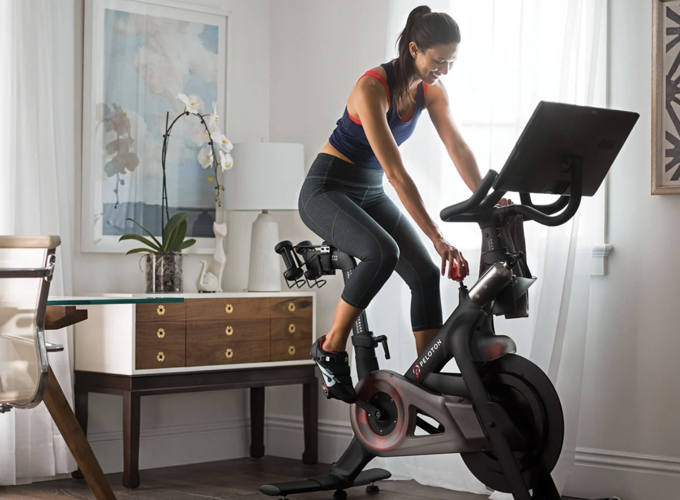 疫情来袭，这家卖跑步机的涨疯了！