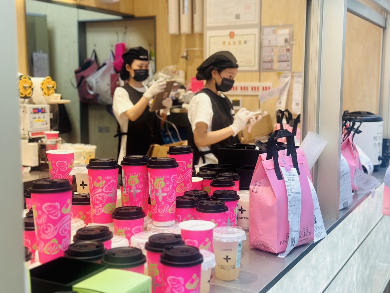 狂飙不停！淘宝闪购上线以来，超1500家品牌在饿了么生意刷新历史峰值