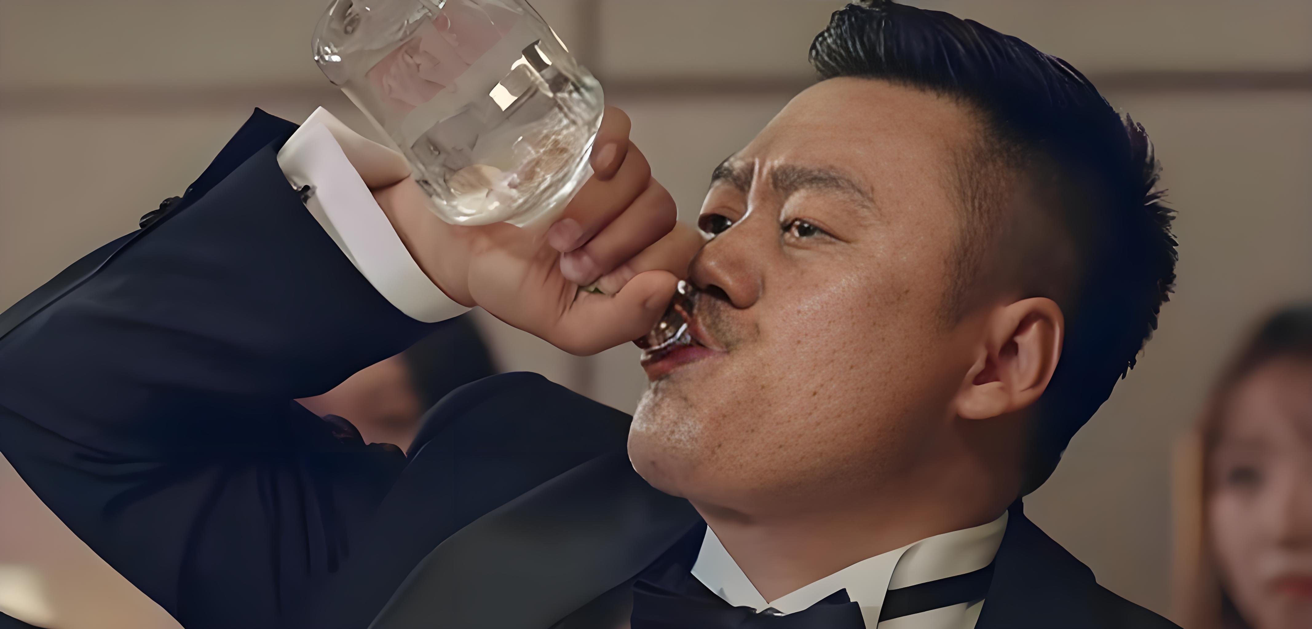 贵州茅台，加速下跌！