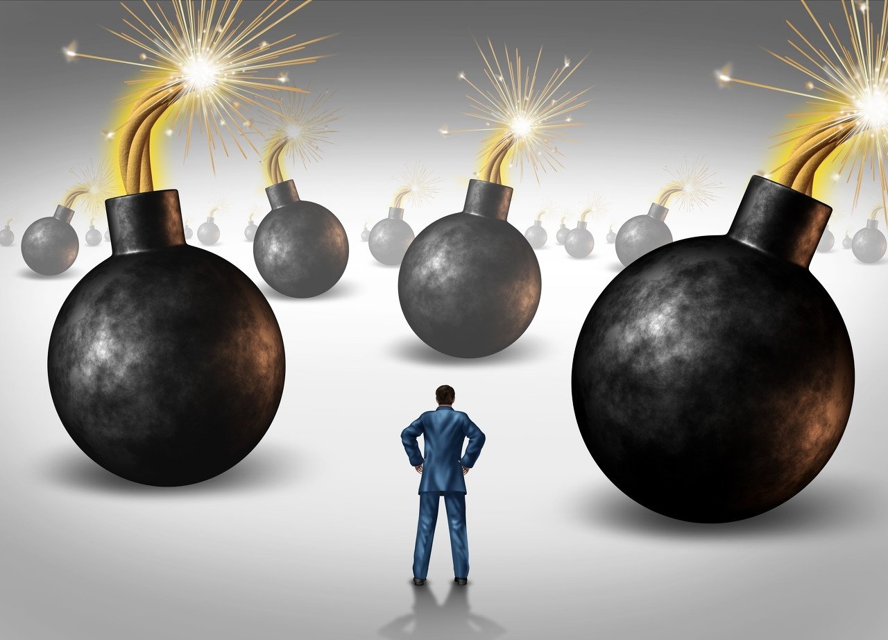 涉嫌年报虚假披露！*ST元成遭证监会立案，实控人股权多次被拍卖