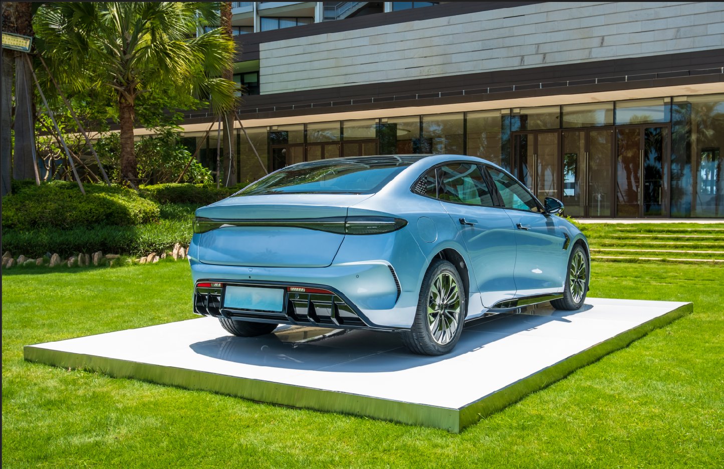 星源材质冲击A+H双重上市，专注于电池隔膜领域，毛利率逐年下滑