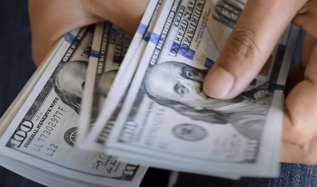 美元汇率多空交错，USD/JPY与USD/NOK波动引关注