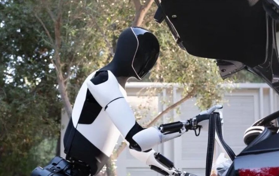 特斯拉发布“宏图4.0”！未来机器人主导80%价值