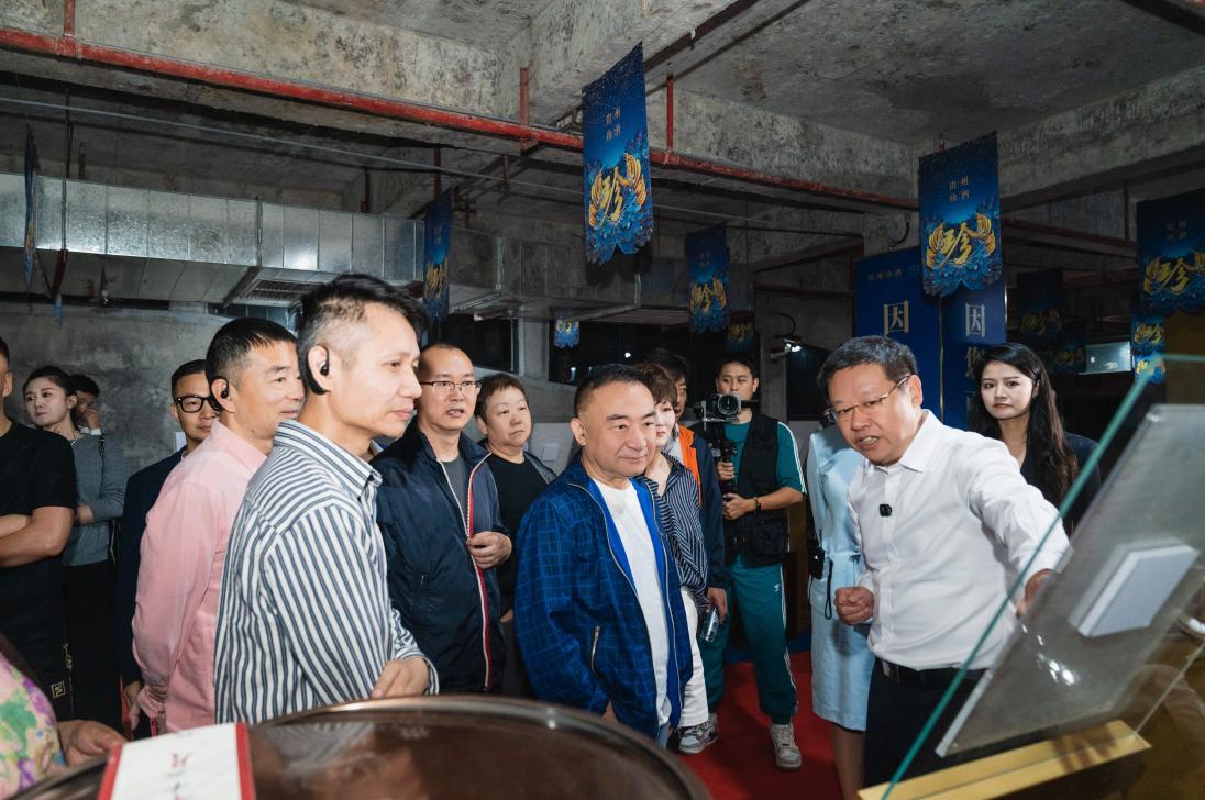 著名投资人林园参加万商联盟创富论坛并出席“珍企会”座谈会