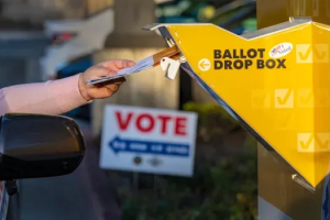 加州选民将决定美国命运，“2028年可能就无法举行大选了”