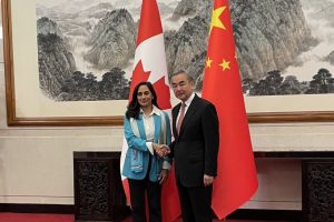 时隔多年之后，加拿大外长再度表示加中处于“战略伙伴关系”