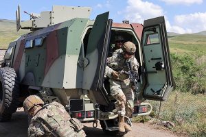 分析：特朗普的国防部长赫格塞斯很强调个人勇气，他会让美国输掉与中国的战争