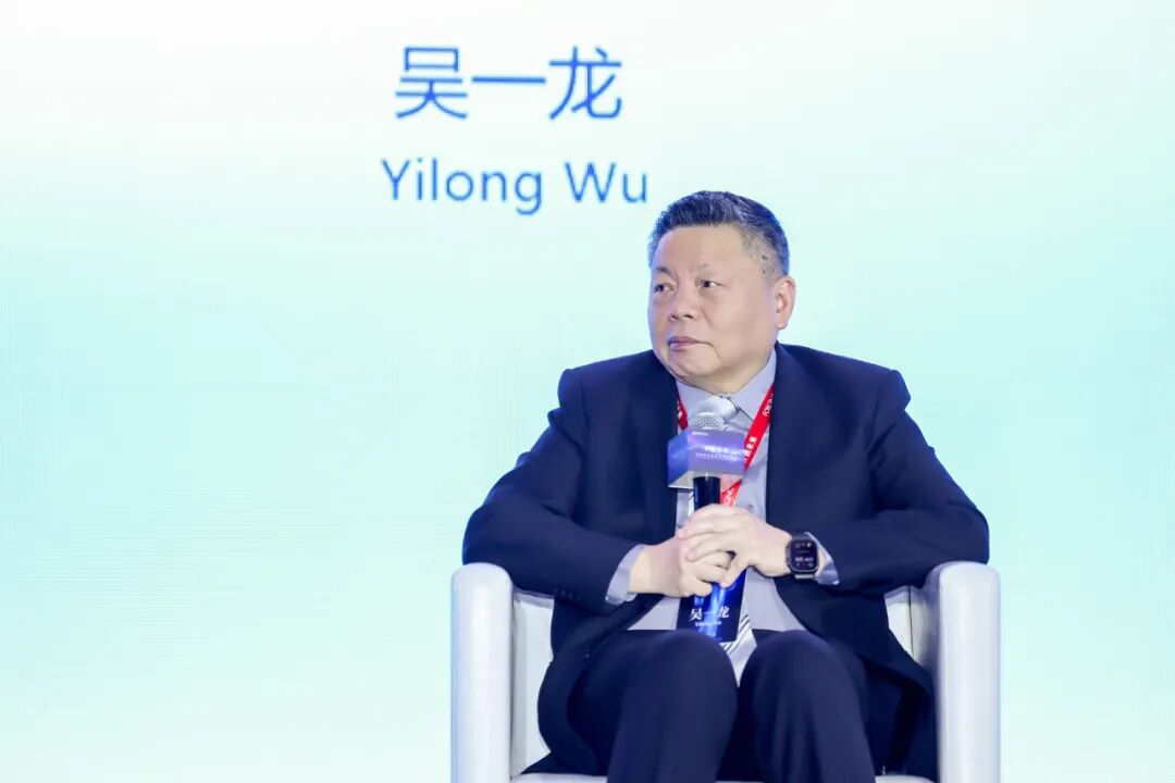 凝聚智慧，开创未来 | 复宏汉霖受邀出席国际肺癌前沿及创新论坛，全球大咖云集共话肺癌创新突破与未来前景