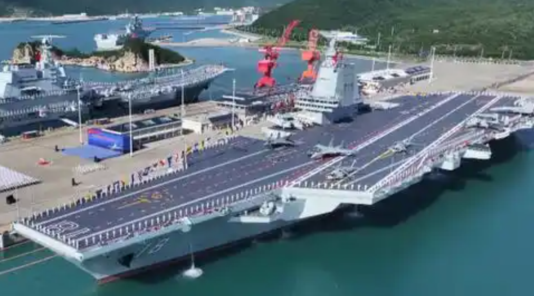 重磅！福建舰正式入列，中国迈进三航母时代，专家称让一些国外决策者冷静，资本市场影响来了，四大板块备受关注