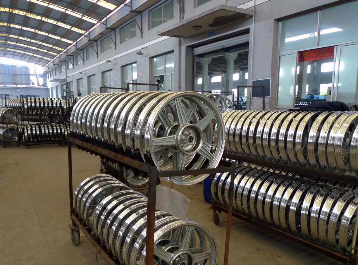 创新实业冲击港股IPO，专注于电解铝领域，关联交易占比较高