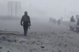 乌克兰面临困境：波克罗夫斯克岌岌可危，拯救生命还是继续坚守？