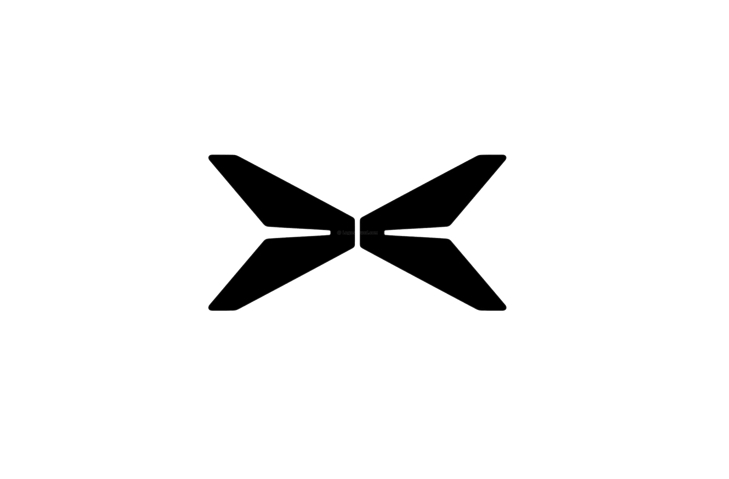 小鹏汽车Q3财报创历史新高 何小鹏揭秘Robotaxi、人形机器人与物理AI战略