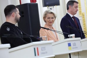 乌克兰基本同意修改后的特朗普和平方面，但分析认为俄罗斯接受的可能性不大