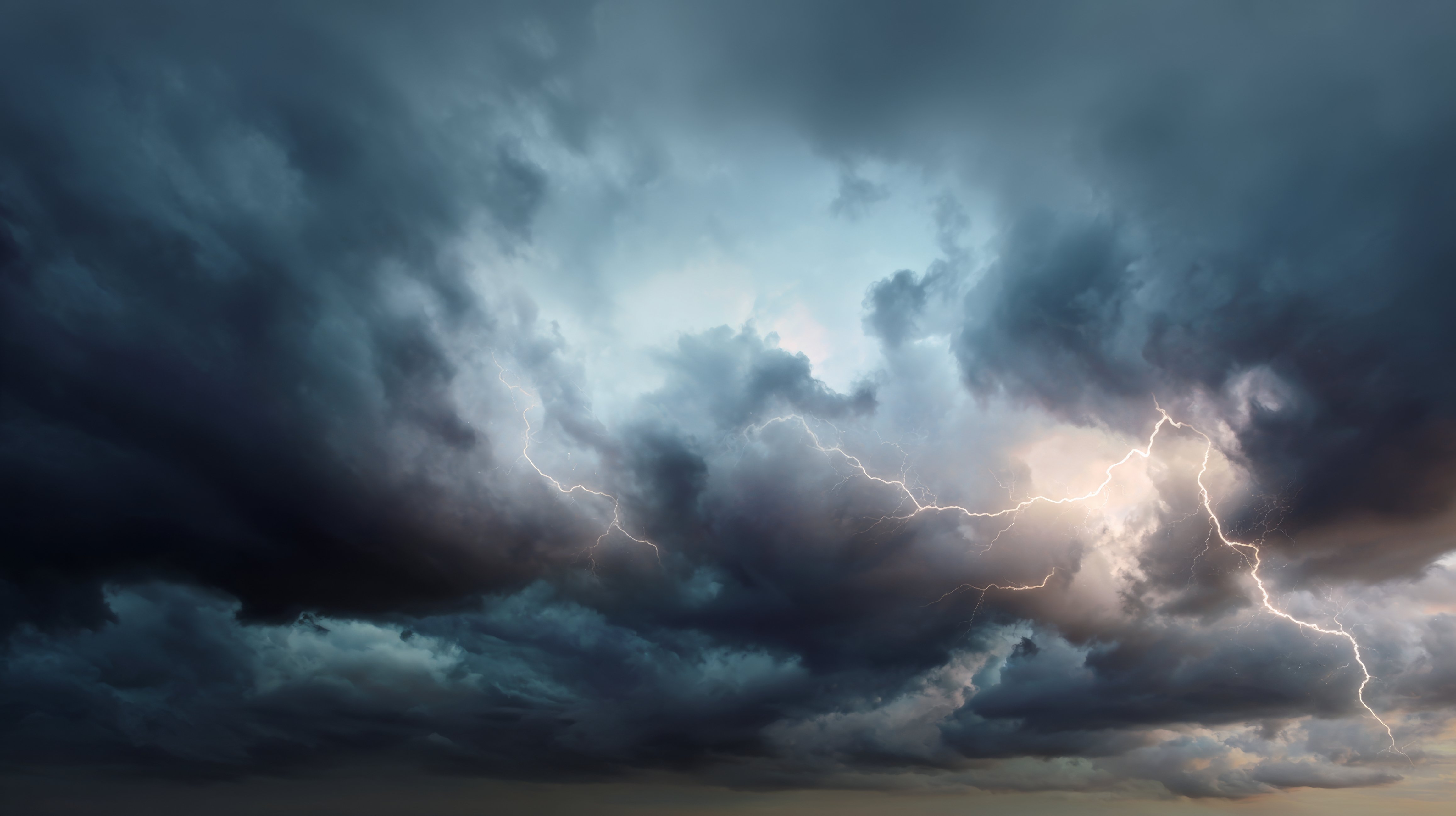 边打边撤，盘中巨震！