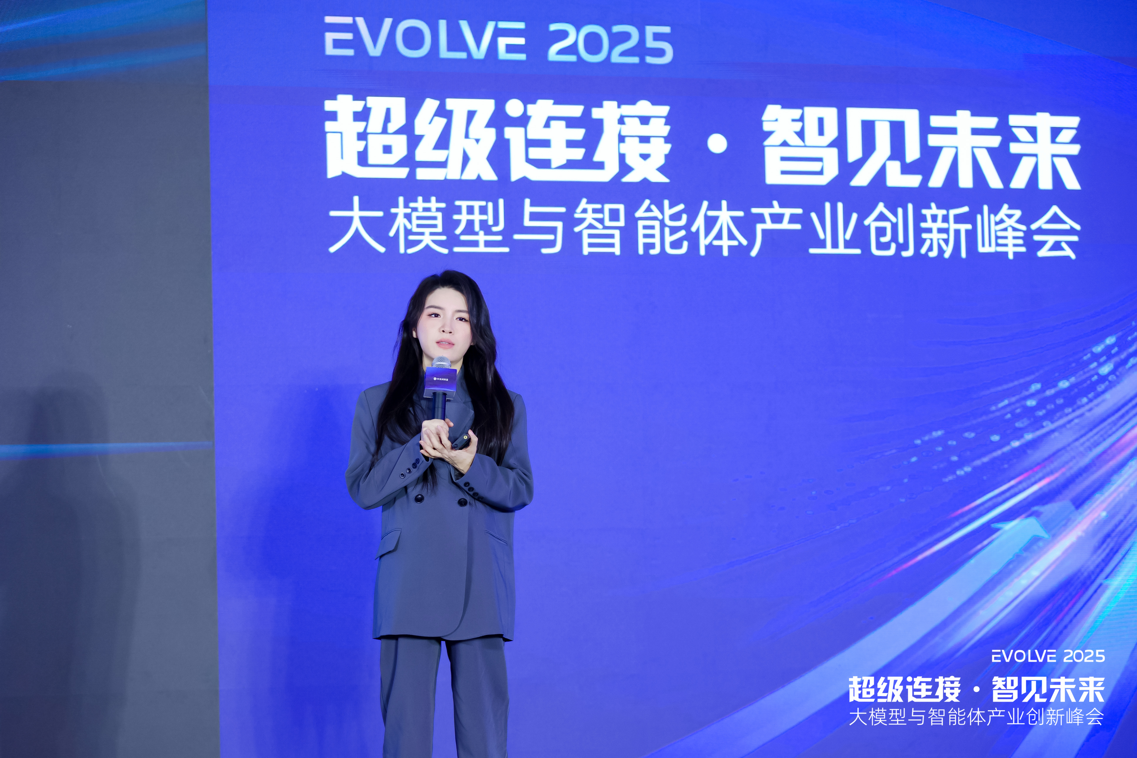 甲子光年创始人&CEO张一甲：不唯大模型论，企业级 AI Agent 落地的关键到底是什么？