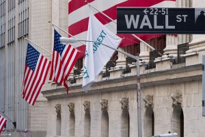 这位策略师认为，传统的60/40模式已经过时，能源和金属可以取代债券