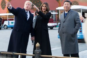 金融时报：如果美国不再代表自由，那还有什么理由挺美呢？特朗普正在让世界爱上中国