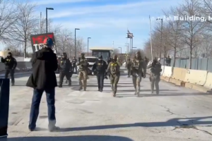 ABC新闻：特朗普政府在明尼阿波利斯两周抓捕数千人，故意剥夺宪法赋予的会见律师的权利