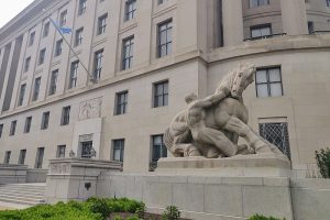 诺将得主克鲁格曼：今天是美联储的糟糕日子，因为特朗普的提名人凯文·沃什根本不合格