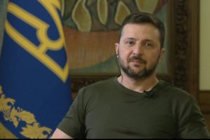 金融时报：在特朗普压力下，泽连斯基将宣布战时大选以及和平协议公投，争取连任