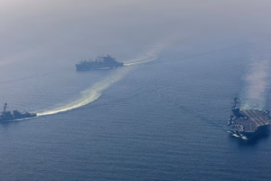 特朗普称会在未来10天内决定是否打击伊朗，最快美军可能周末就会动手