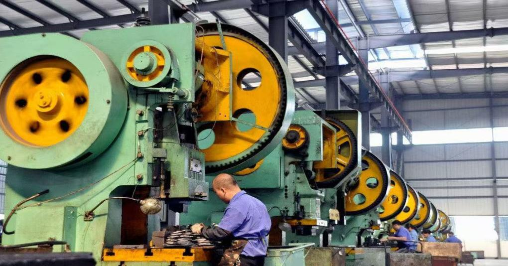 俯身听需求，精准赋动能，恒丰银行科技金融伴“新”成长