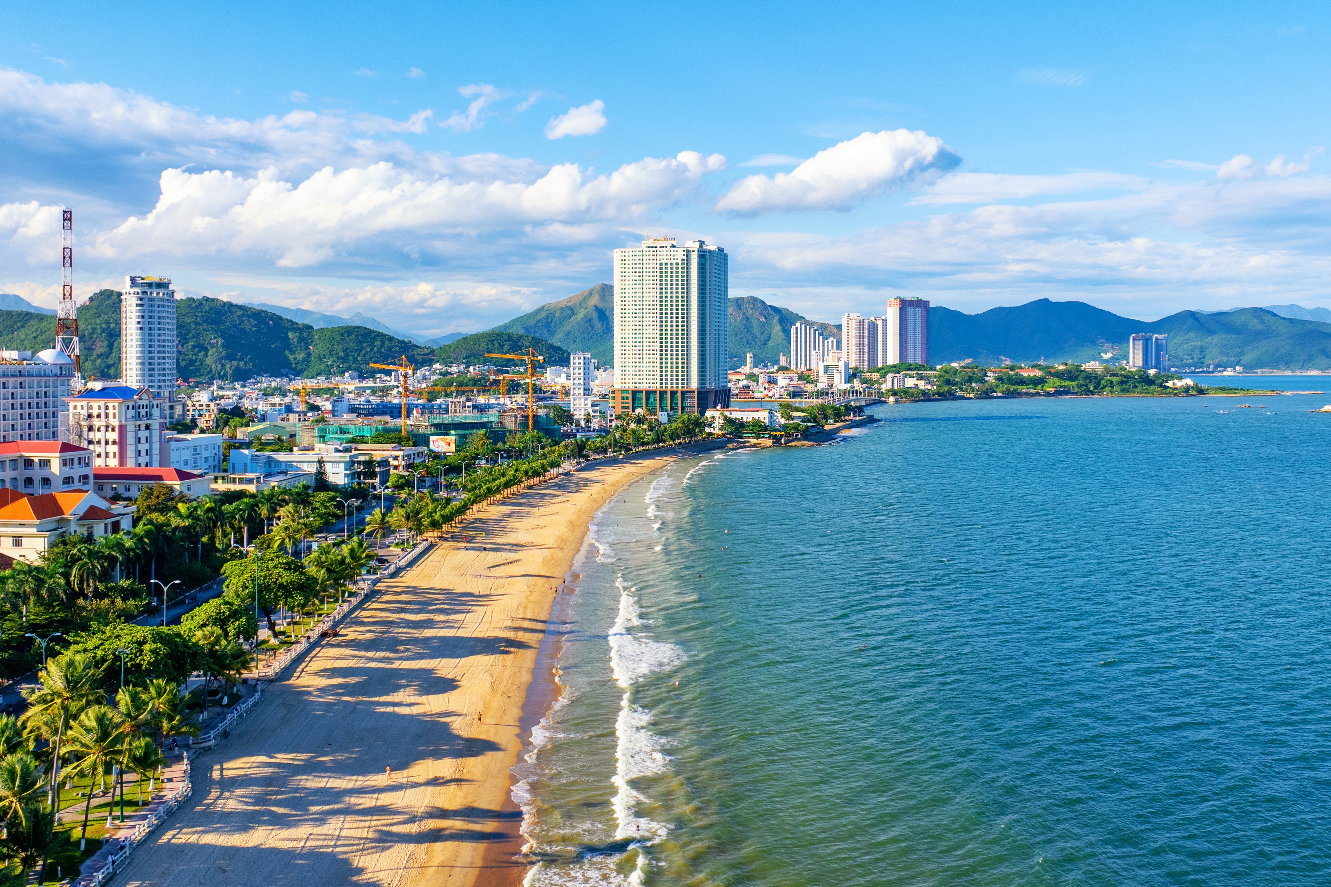 国家统计局：2月CPI同比上涨1.3%，PPI降幅继续收窄