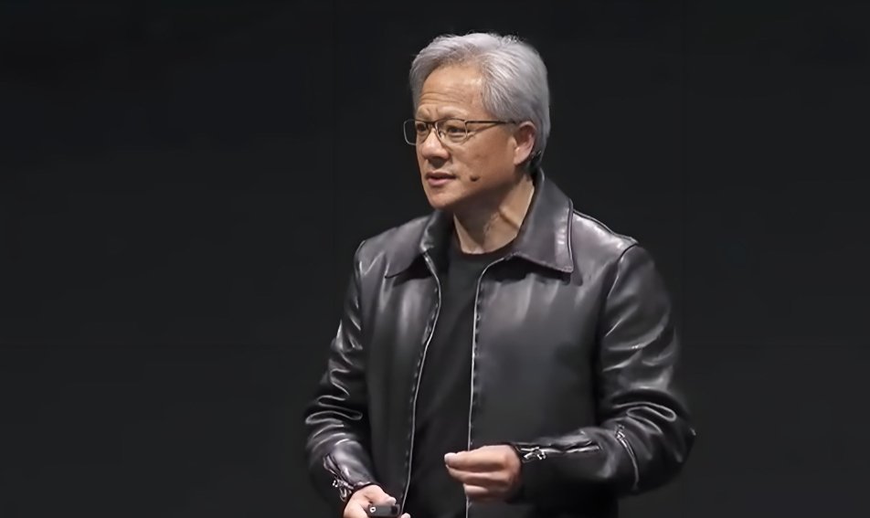 黄仁勋罕见撰文！重新定义AI“五层架构”，万亿基建才刚开局