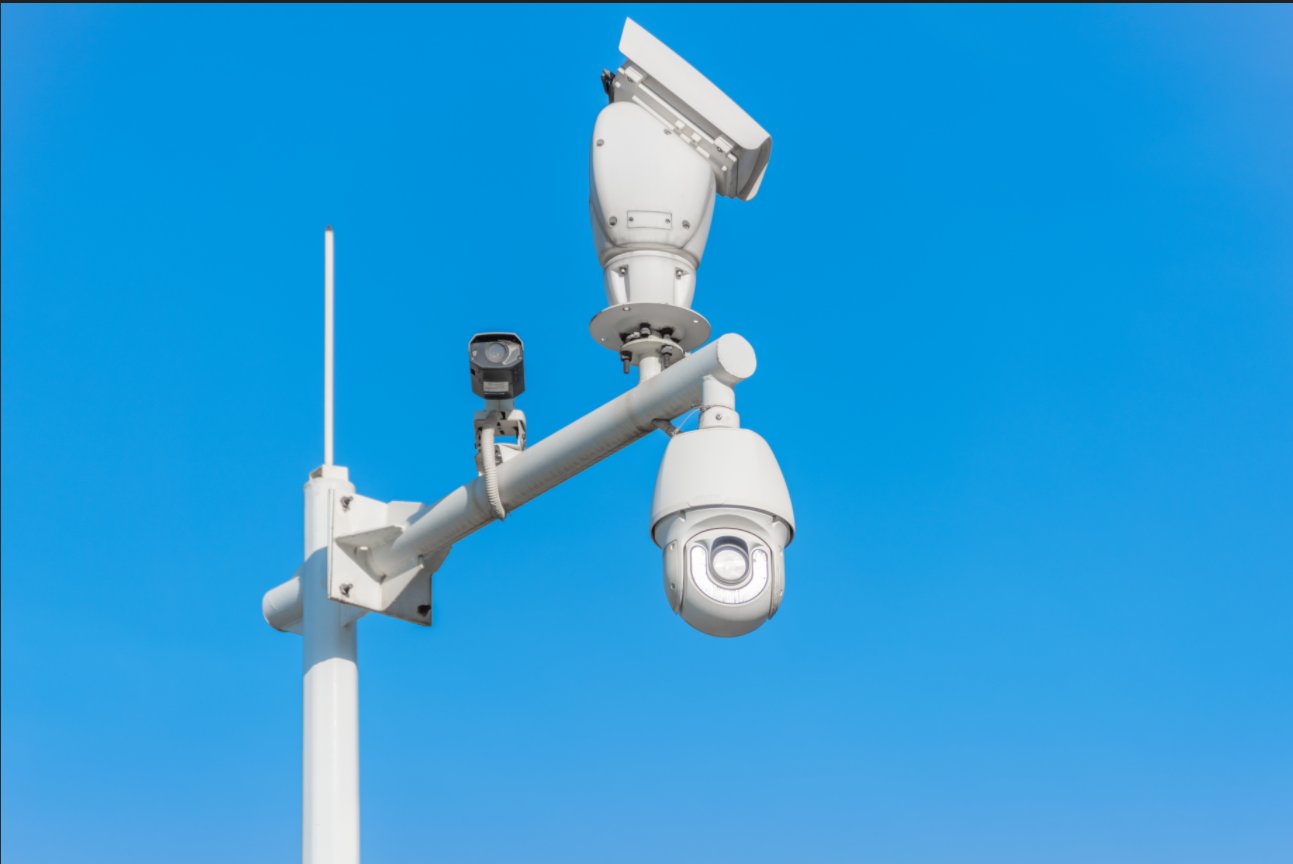 极视角正在招股，专注于AI视觉解决方案领域，近几年亏多赚少