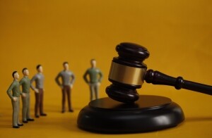 中国医疗集团(08225.HK)：仲裁请求被驳回，涉诉应收款项约3710万元