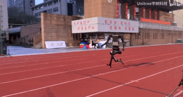 “无头”机器人狂奔，宇树机器人冲上各大社交平台，跑出10米/秒的速度，渐渐逼近人类极限！宇树科技已经开启IPO，“90后”王兴兴身家达140亿