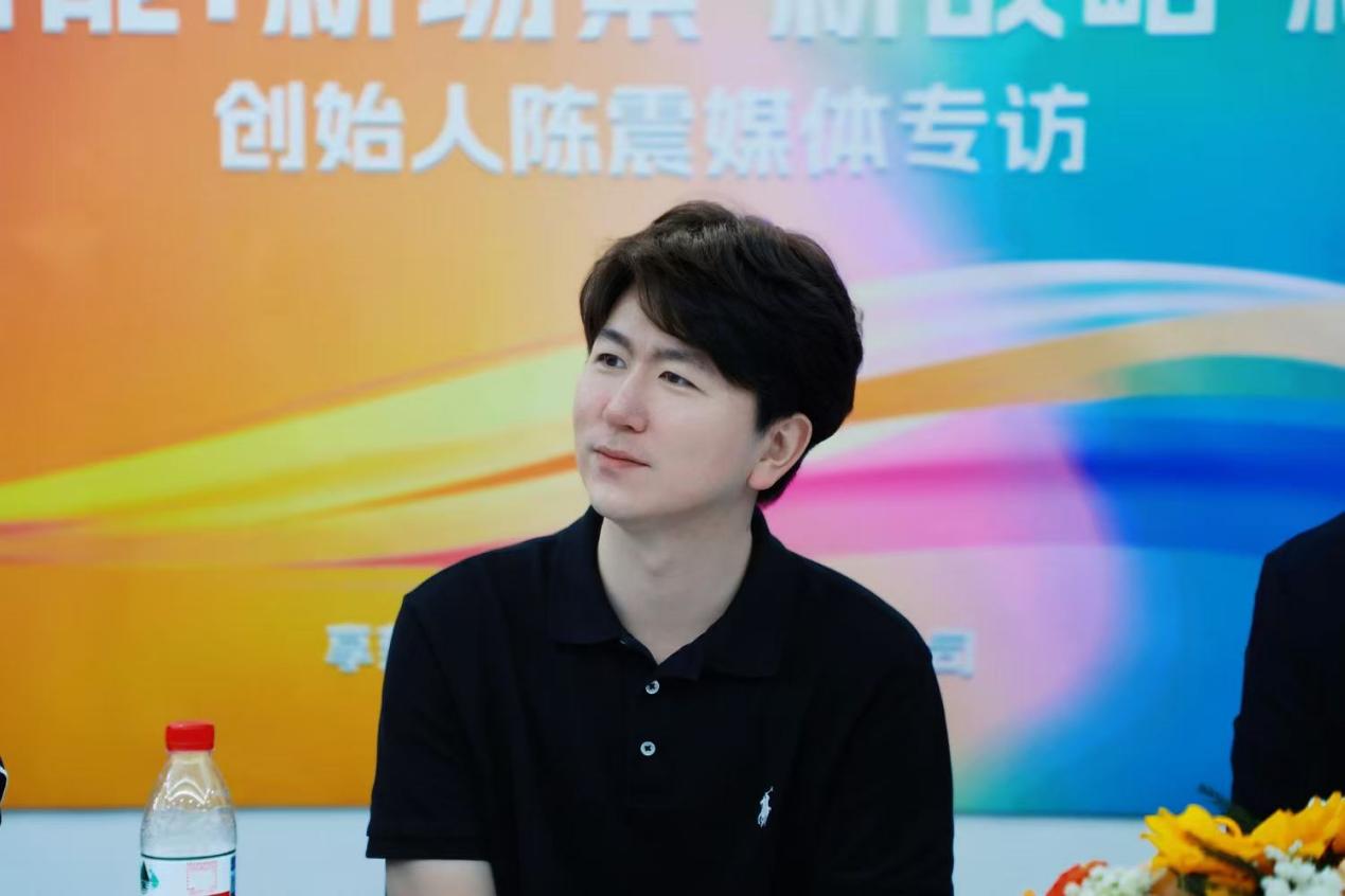 科创汇|享刻智能陈震：从场景里“长出来”的具身智能，先炸好一份鸡块，锚定万亿级餐饮后厨蓝图