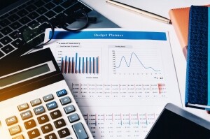 CSOPSTAR&CHINEXT50SGD(SCY)今日下跌-0.89%，当前资产规模达6624万